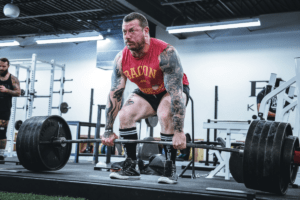 Bodybuilder deadlifting heavy weights